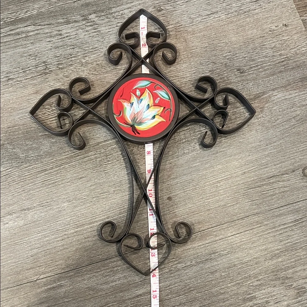 Southern Living Iron Ceramic Floral Wall Cross